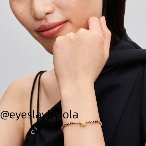 Pandora Textured Star Mini Charm - Picture 3 of 7